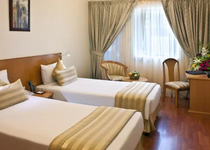 Landmark Plaza Hotel